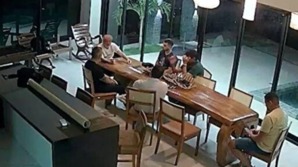 Comandantes da Polícia Militar são exonerados após ‘reunião na surdina’ em Parintins