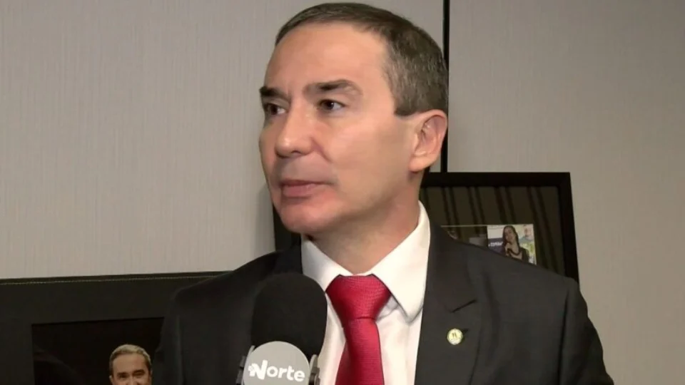 Cotão Parlamentar: Deputado Duda Ramos se destaca pelo uso econômico em RR