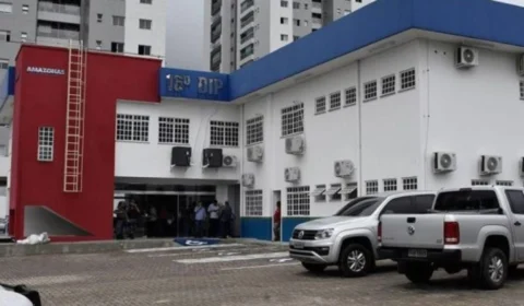 Industriário abusa de adolescente de 13 anos e é quase linchado em Manaus