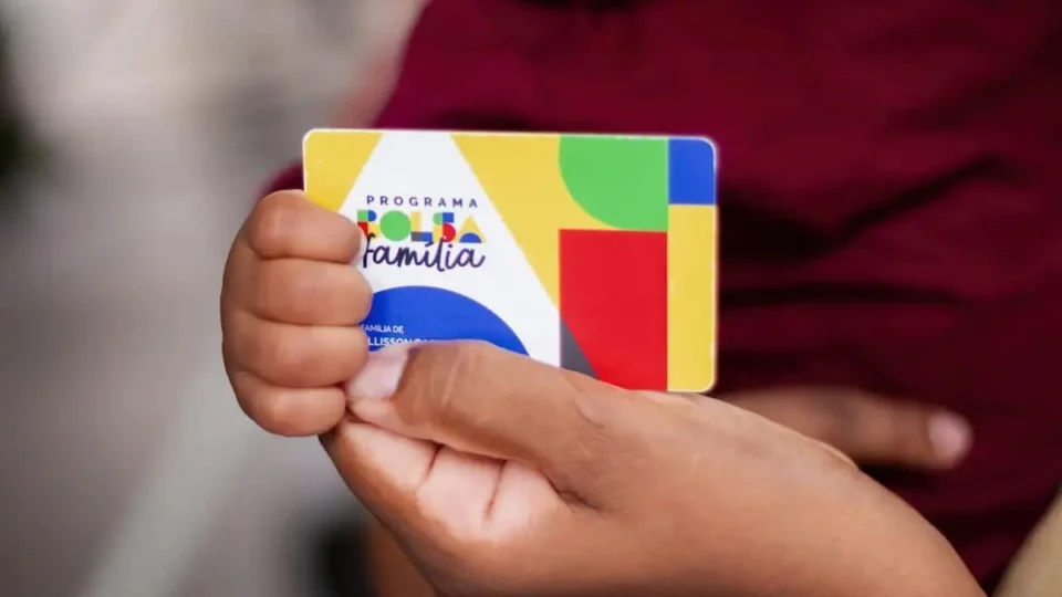 Pagamento do Bolsa Família é liberado para NIS com final 3 hoje (23)
