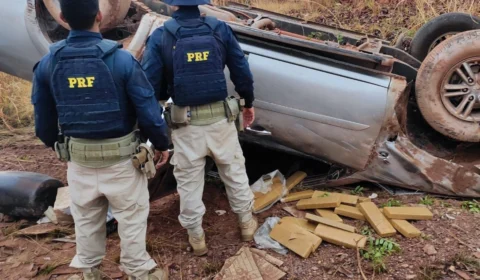 Perseguição no Tocantins tem capotamento e apreensão de mais de 400kg de drogas; veja vídeo