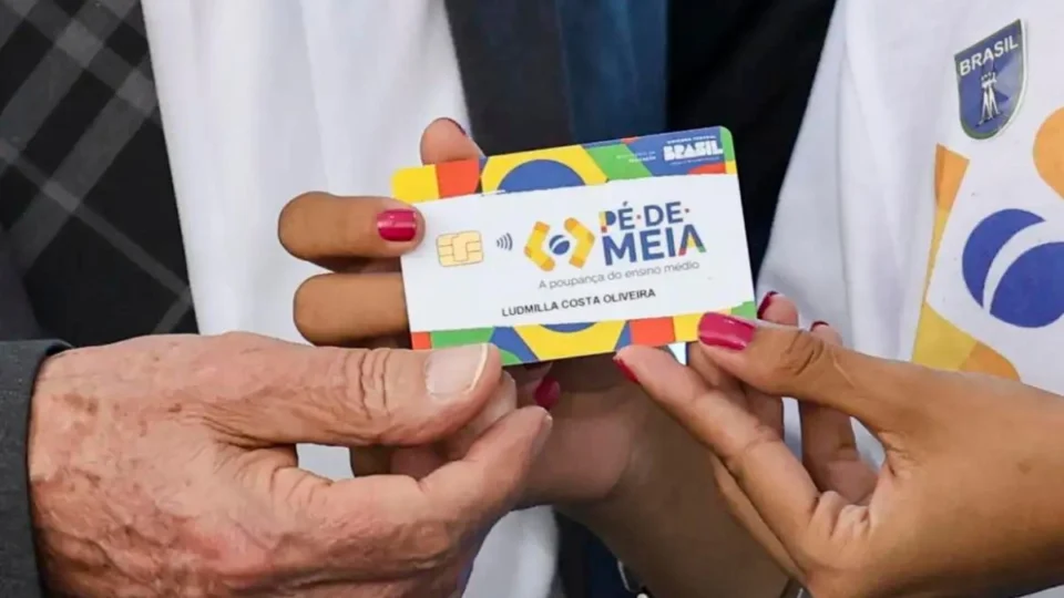 Pé-de-meia universitário: veja valor da bolsa do programa para estudantes