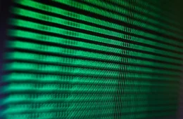 Vazamento de dados expõe 16 bilhões de senhas da Apple, Google e Facebook