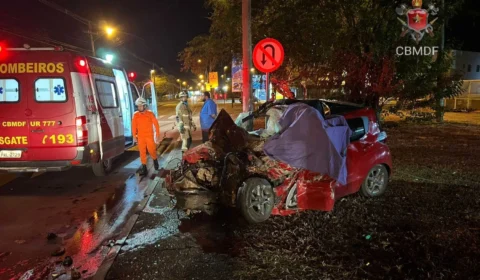 Duas pessoas morrem após colisão frontal entre carro e ônibus no DF
