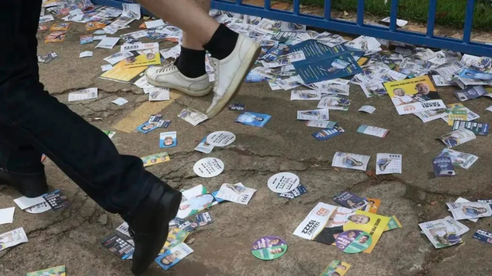 Eleições 2024: Brasil tem 2,6 mil crimes eleitorais e 515 prisões, diz Ministério