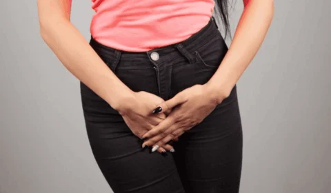 Mulher esconde drogas em partes íntimas e é presa no Aeroporto de Brasília