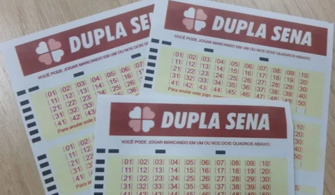 Dupla Sena de hoje, segunda-feira (28/10), concurso 2733; prêmio chega a R$ 400 mil