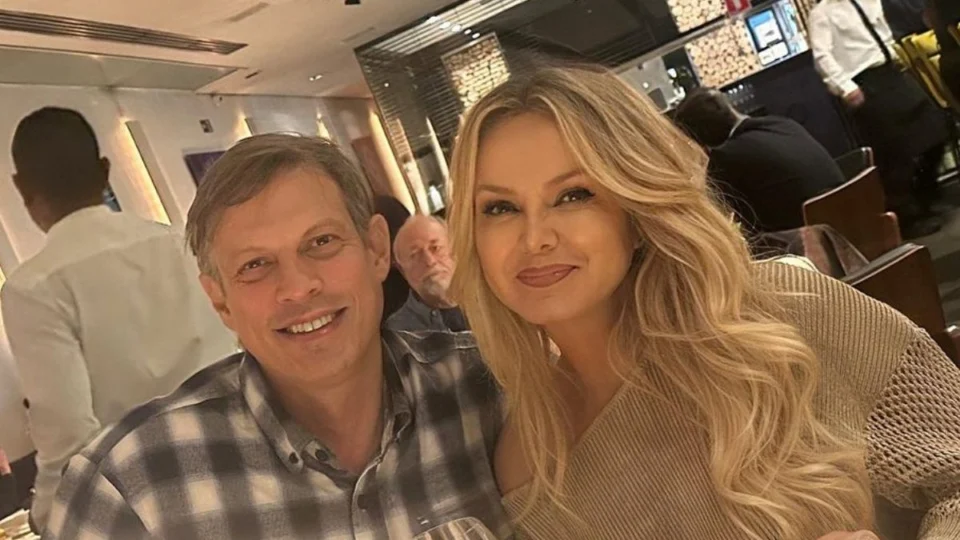 Eliana revela que dorme em quarto separado do marido e desabafa o porquê, saiba