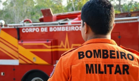 Incêndio destrói casa de família em área rural de Ji-Paraná (RO) e causa perda total