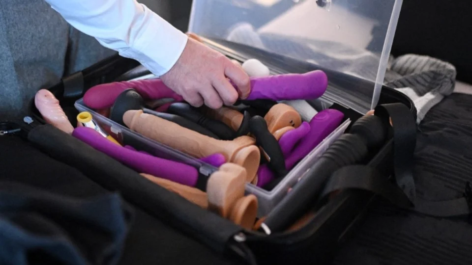 Loja de produtos eróticos realiza doação de ‘brinquedos’ em Porto Velho; entenda