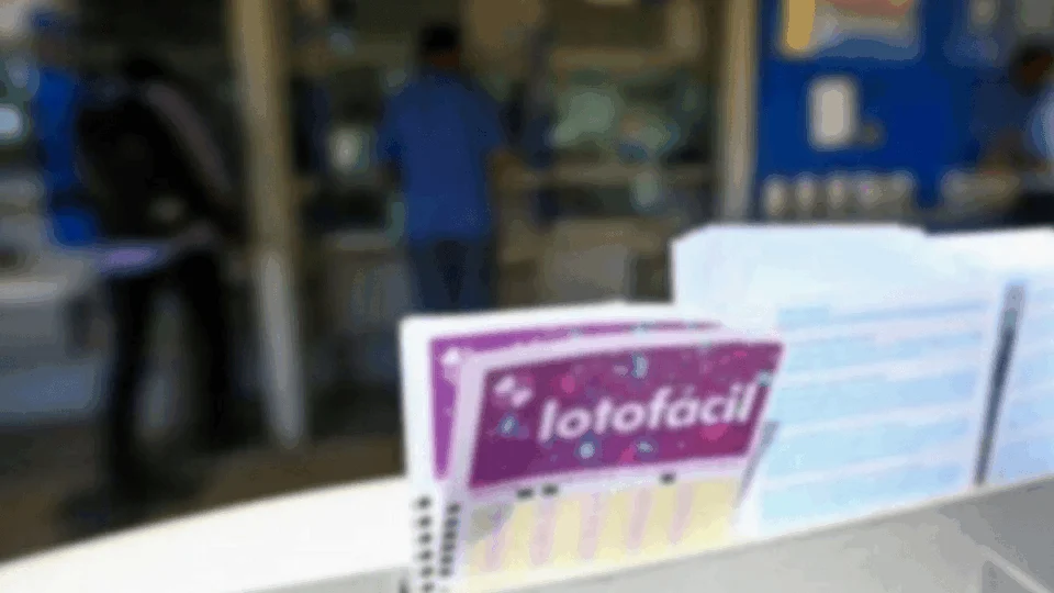 Lotofácil de hoje, sexta-feira (18/10), concurso 3223; prêmio está em R$ 1,7 milhão