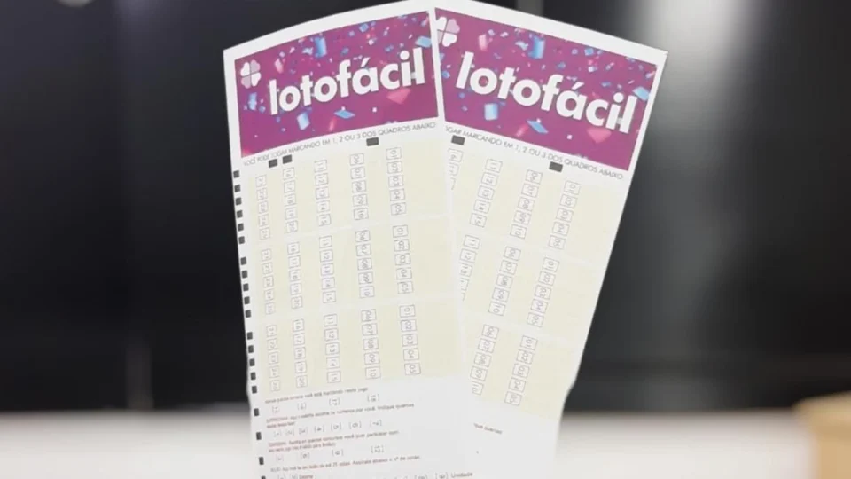Resultado Lotofácil de hoje (30/10): veja os números sorteados no concurso 3233