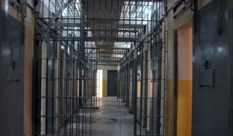 Casal é preso por tráfico de drogas e posse de arma de fogo no DF