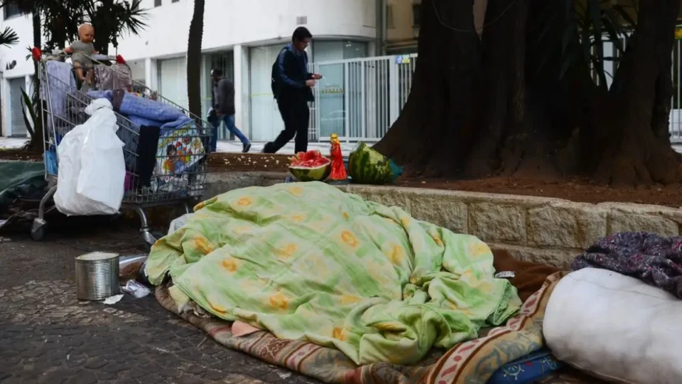 Pessoas em situação de rua no DF poderão ter lugar para pernoitar