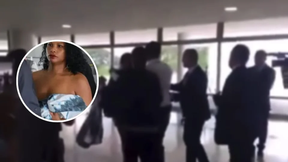 Vídeo mostra mulher sem roupa invadindo o Palácio do Planalto