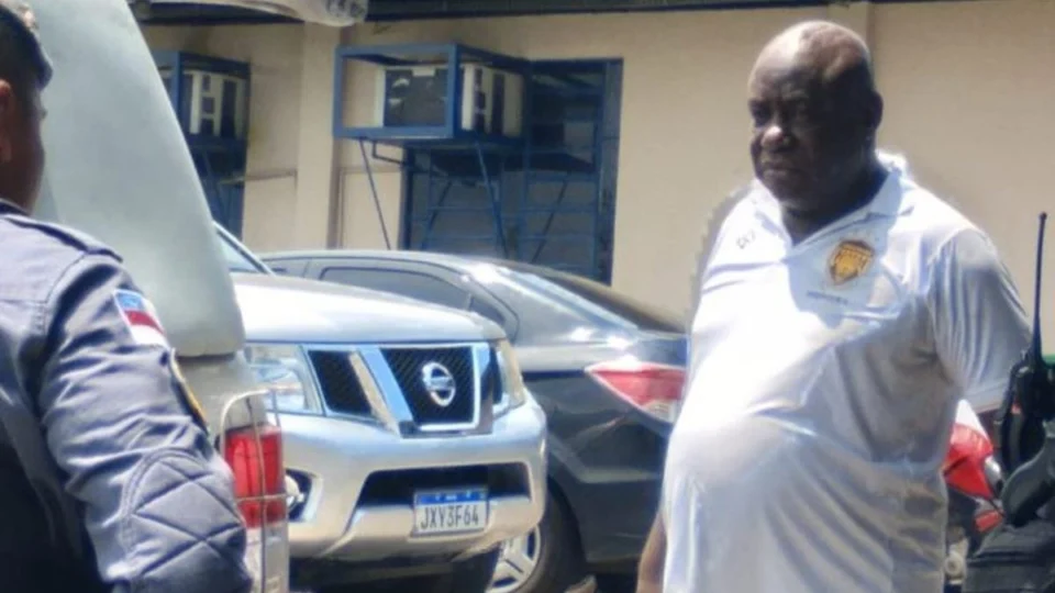 ‘Xuxa’, ex-diretor do Amazonas FC, é preso por crime eleitoral em Manaus; veja fotos