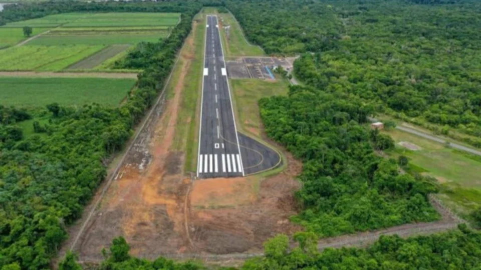 Aeroportos do Amazonas poderão ser leiloados em 2025