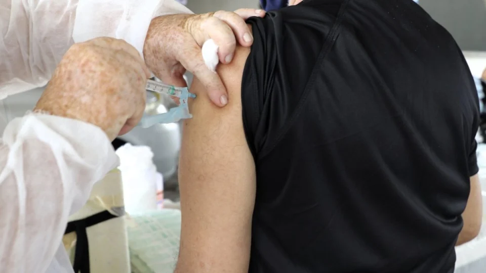 Campanha contra Influenza é prorrogada e alerta para baixa cobertura vacinal em Manaus