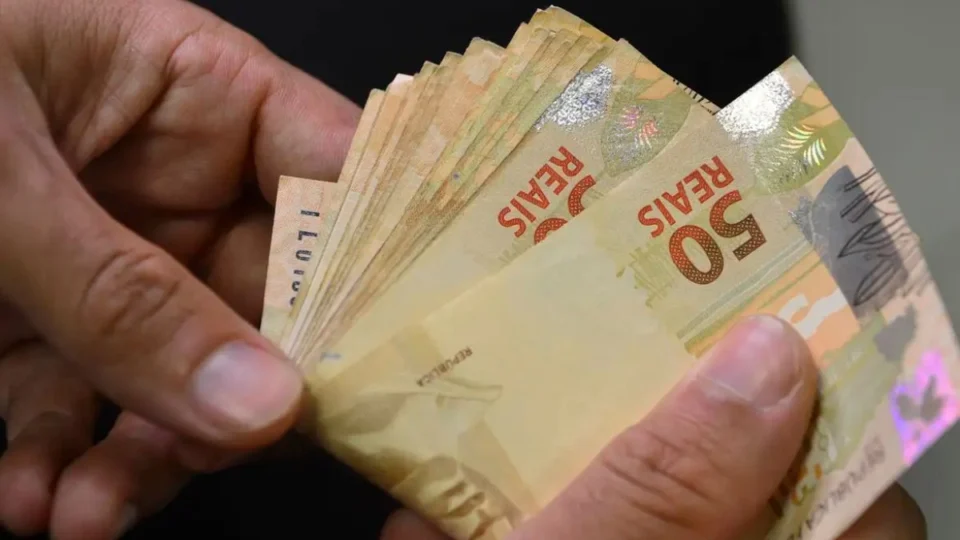 Quando será paga a segunda parcela do 13º salário? Veja como é feito o cálculo