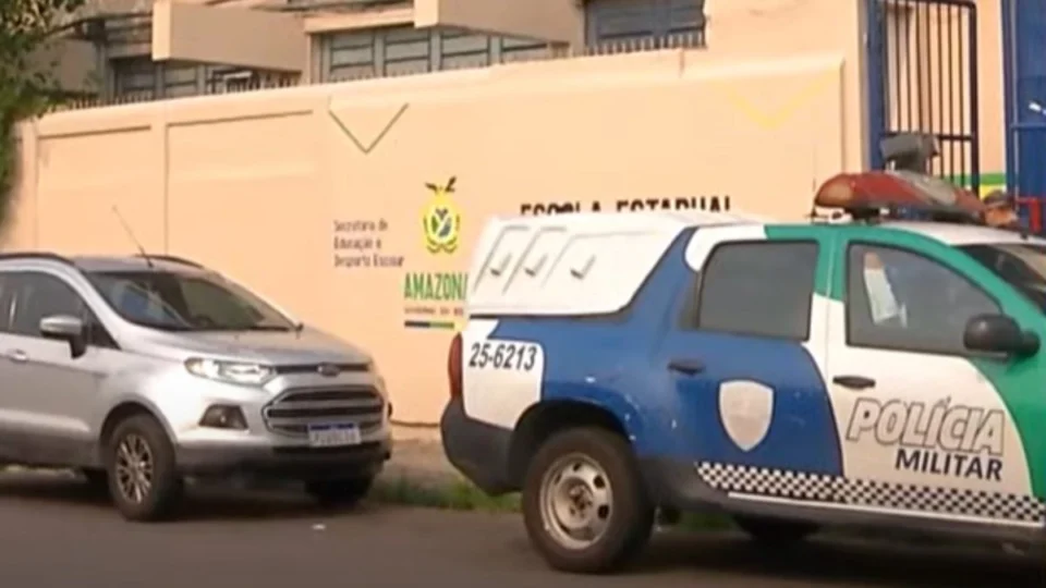 Homem morre eletrocutado ao tentar furtar fiação dentro de escola em Manaus