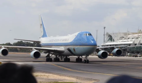 Joe Biden, presidente dos Estados Unidos, desembarca em Manaus; veja