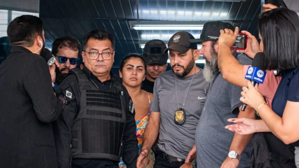 Patroa suspeita de matar babá deixa presídio em Manaus