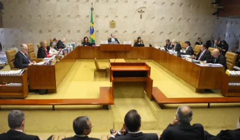 STF tem maioria para permitir símbolos religiosos em prédios públicos