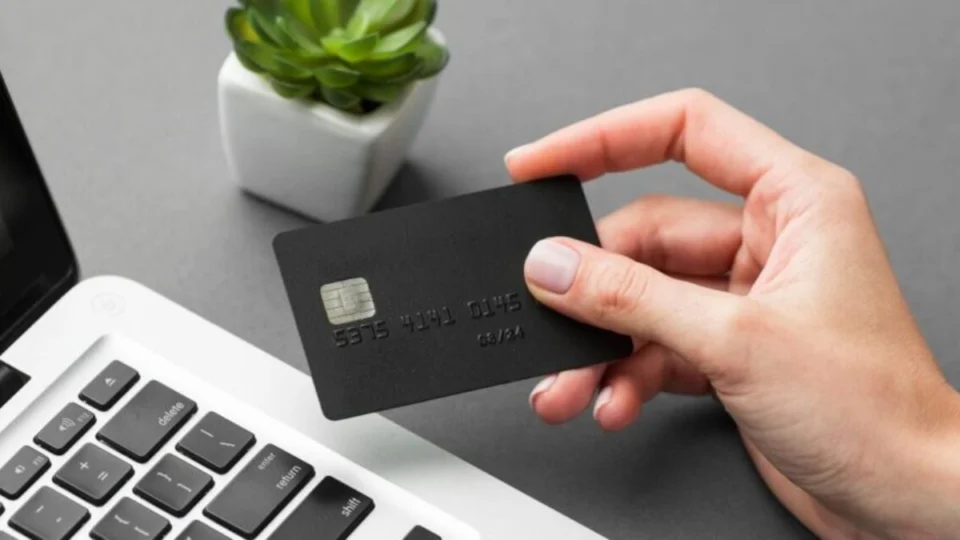Nova lei do cartão de crédito: Confira as mudanças importantes