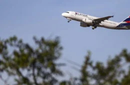 Voa Brasil: mais de 16 mil bilhetes são emitidos para aposentados