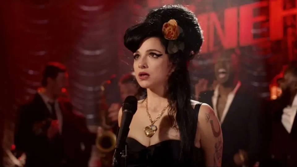 ‘Back to Black’: onde assistir? Conheça filme polêmico sobre Amy Winehouse