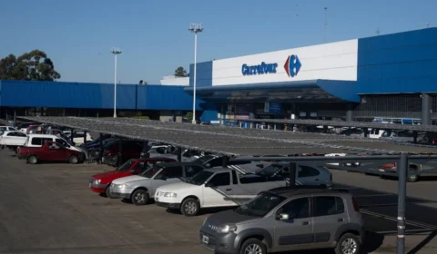 Hacker coloca à venda dados de 13 milhões de clientes do Carrefour