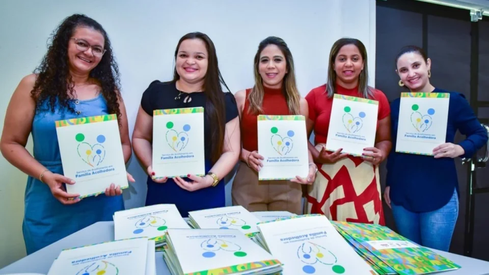 ‘Família Acolhedora’: Boa Vista cria solução para crianças em risco