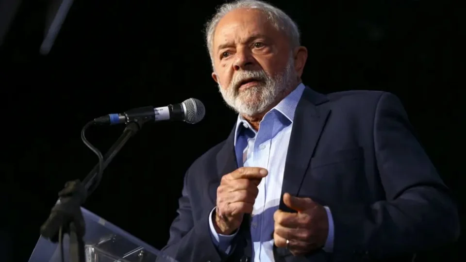 Lula parabeniza Trump por vitória