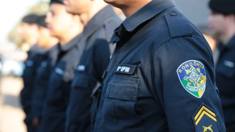 Militar foragido por tráfico recebe salário da Polícia Militar de Rondônia