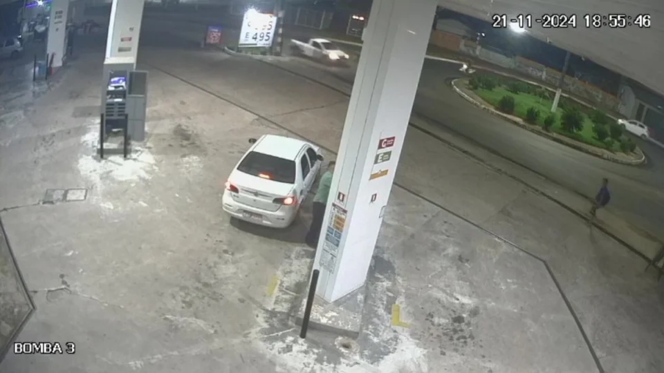 Veja vídeo: momento que homem é executado em posto de gasolina de Iranduba