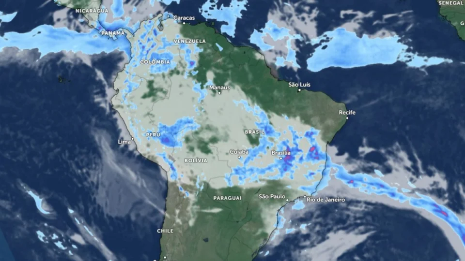 Inmet emite alerta laranja para chuvas fortes em 12 estados; sete são do Norte