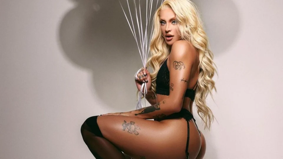 Pabllo Vittar revela convite ousado de famoso casado em entrevista; entenda