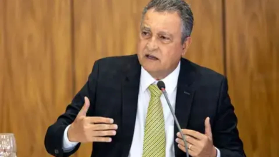 Rui Costa diz que pacote de corte de gastos fica pronto nesta sexta