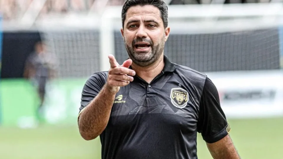 Mudanças na Onça! Amazonas FC divulga saída do técnico Rafael Lacerda do comando do time