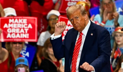 Donald Trump retorna à presidência dos Estados Unidos