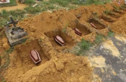 Abandonados em maternidade de Manaus, 17 fetos são enterrados com apoio do DPE