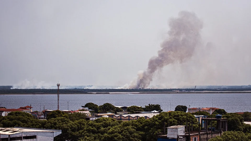 Amazonas tem alerta para risco de incêndios e qualidade do ar ruim