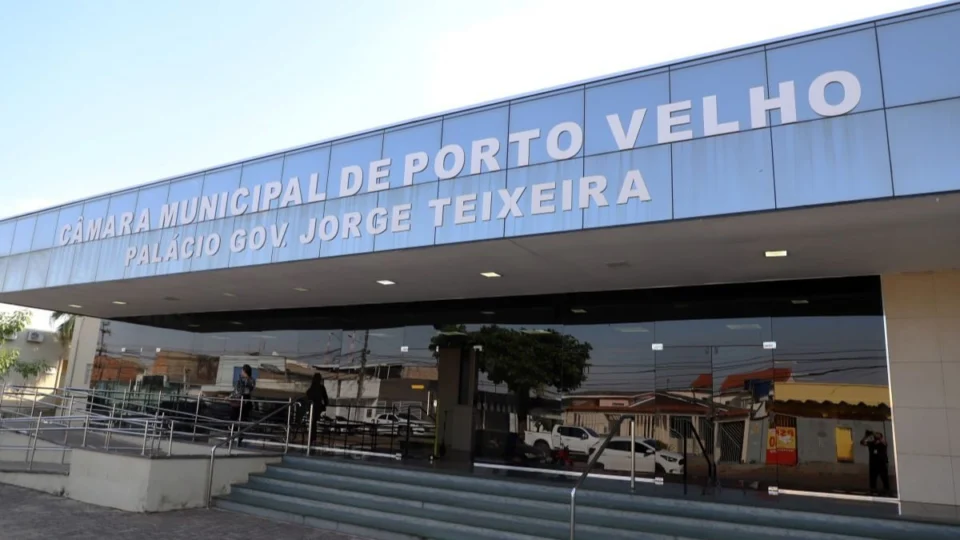 Câmara Municipal de Rondônia aprova orçamento de mais de R$ 2 bilhões para 2025