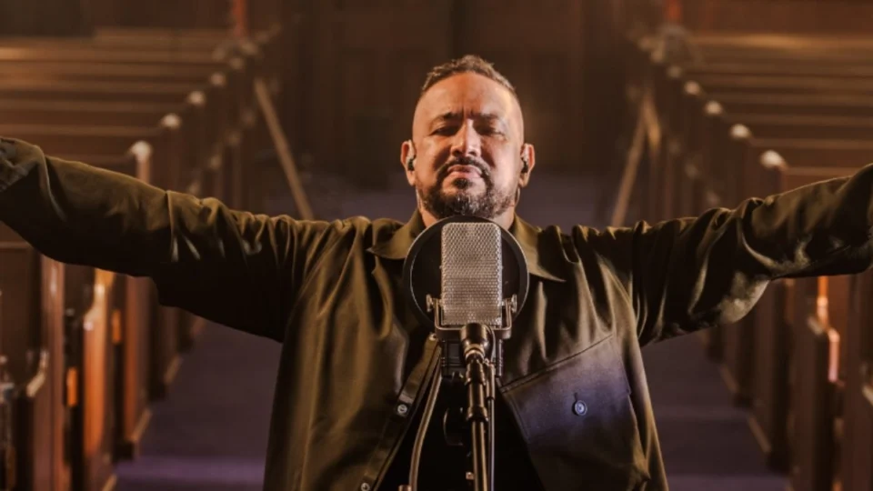 Cantor Fernandinho será uma das atrações no ‘Réveillon Gospel 2025’ em Manaus; confira