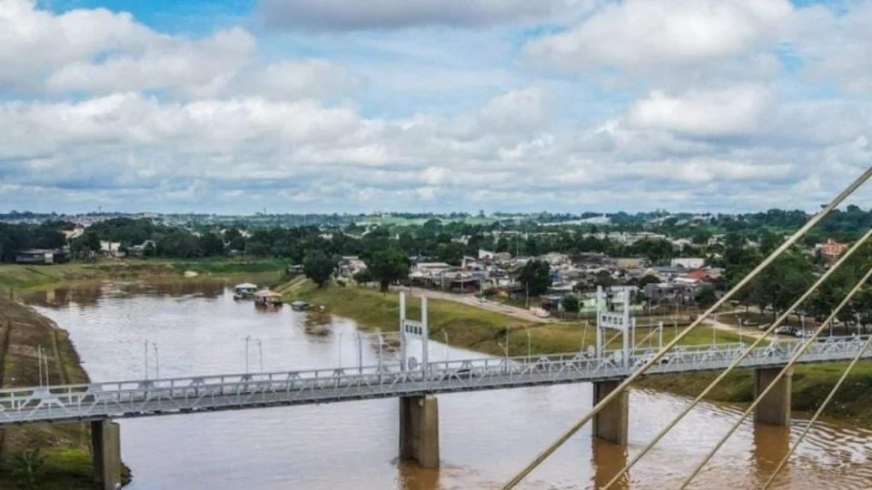 Nível do Rio Acre continua a subir e deve alcançar 10 metros nesta sexta (27); saiba mais