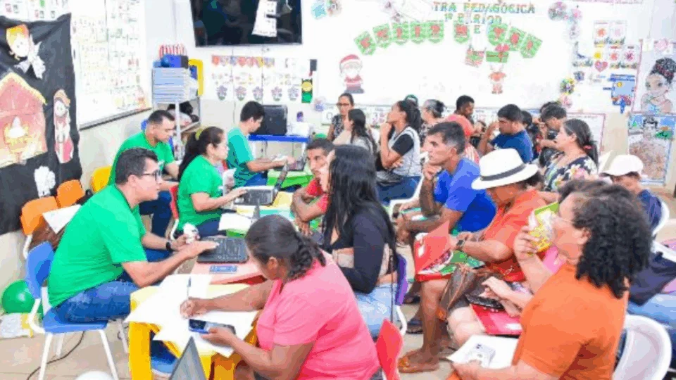 Agricultores familiares recebem mutirão de serviços no Cantá, em Roraima