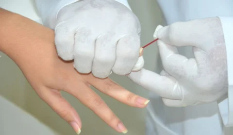 Campanha Dezembro Vermelho trabalha a prevenção do HIV/Aids e outras ISTs