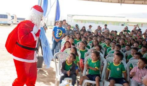 Papai Noel dos Correios entrega presentes em Boa Vista nesta terça-feira (17)