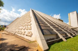 Teatro Nacional: Sala Martins Pena reabre com shows de Chitãozinho & Xororó e Melhores do Mundo