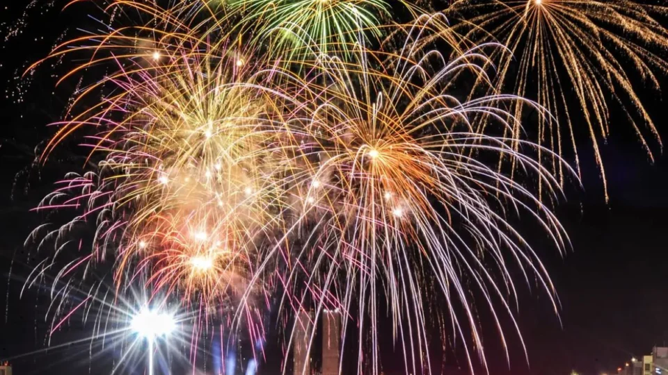 O que abre no Ano Novo em Manaus? Confira o funcionamento do comércio